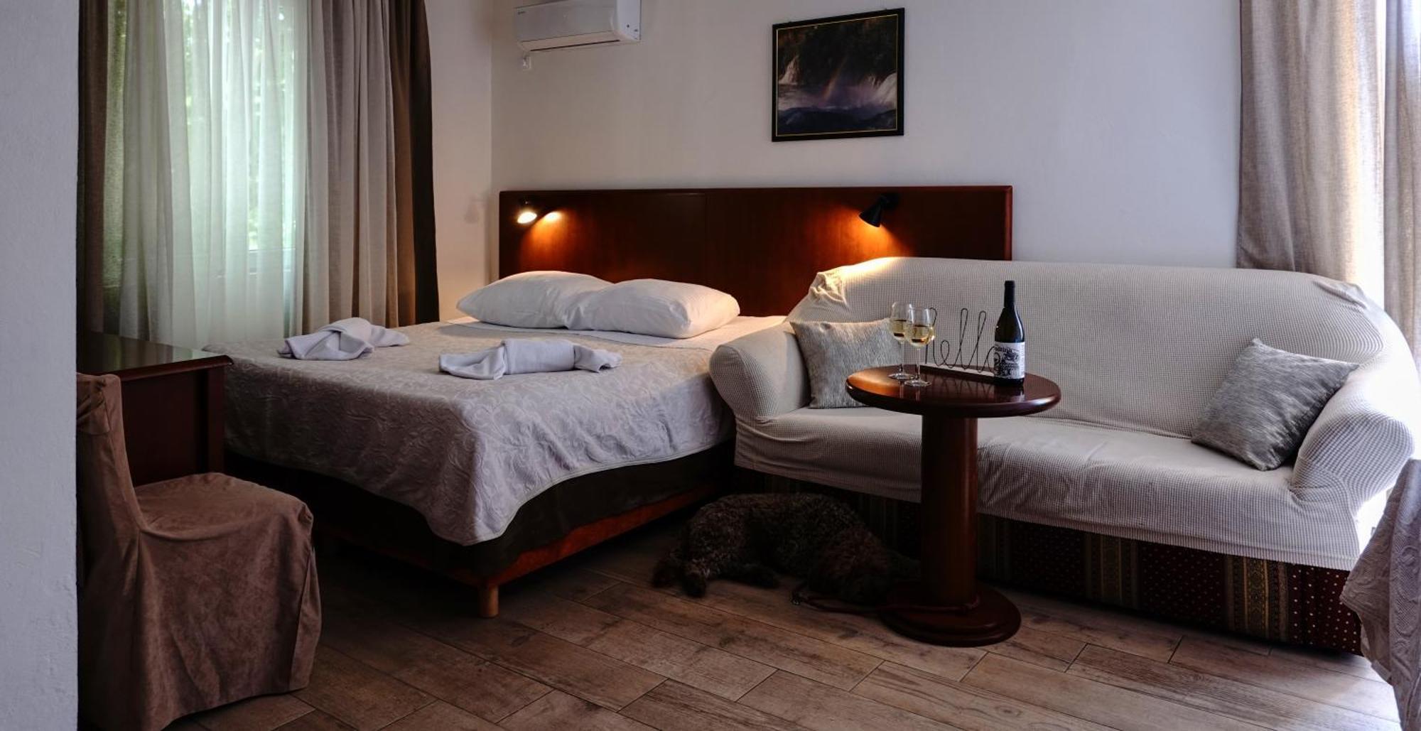 Visovac Rooms And Breakfast Skradin Esterno foto